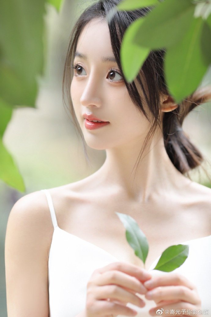 小姐 封面